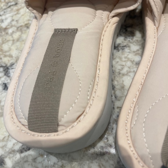 rag & bone Quilted Hook & Loop Women's Slides in Color "Buff Sand Cream" - 37.5 - Picture 7 of 7